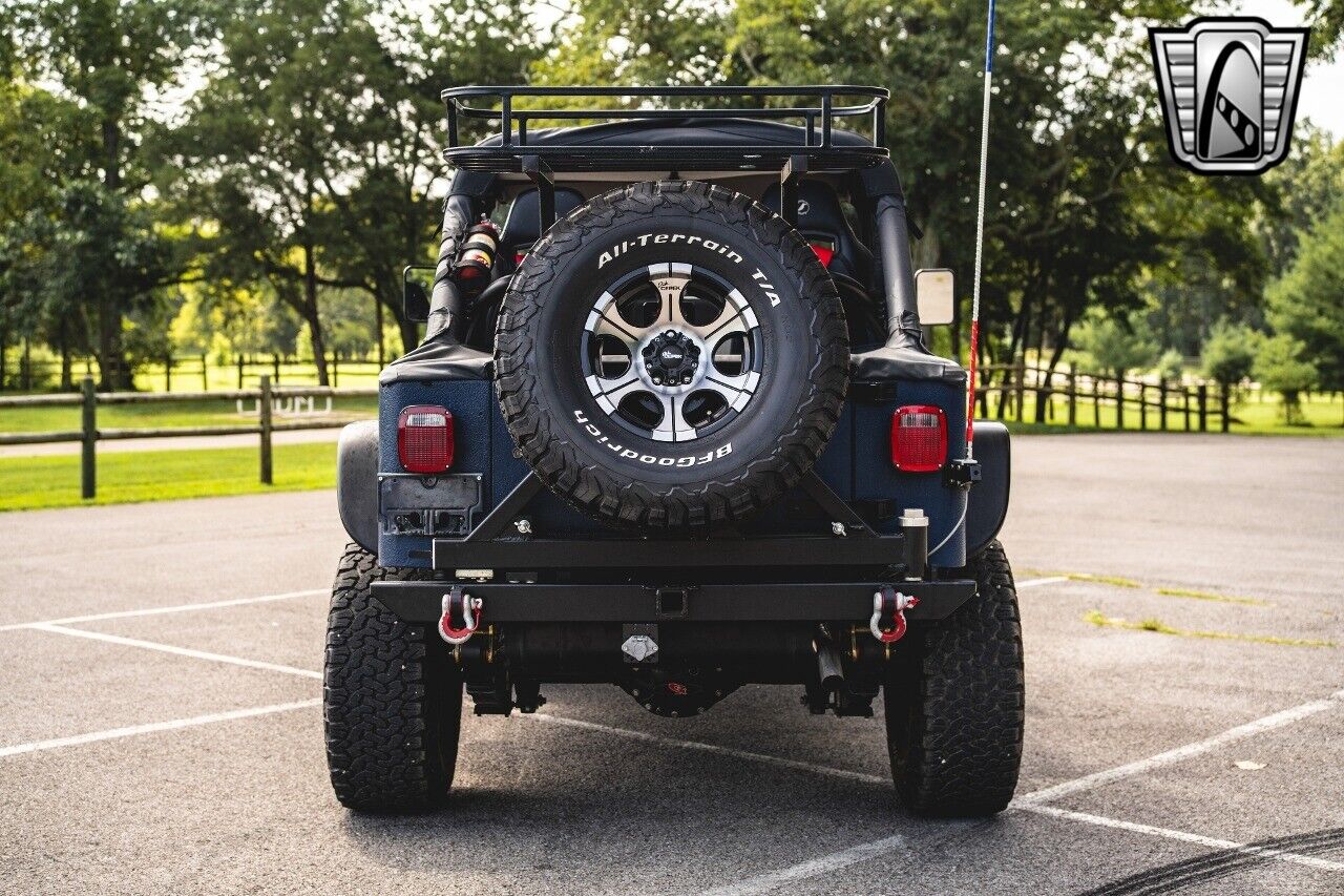 Jeep-Wrangler-Cabriolet-1988-5