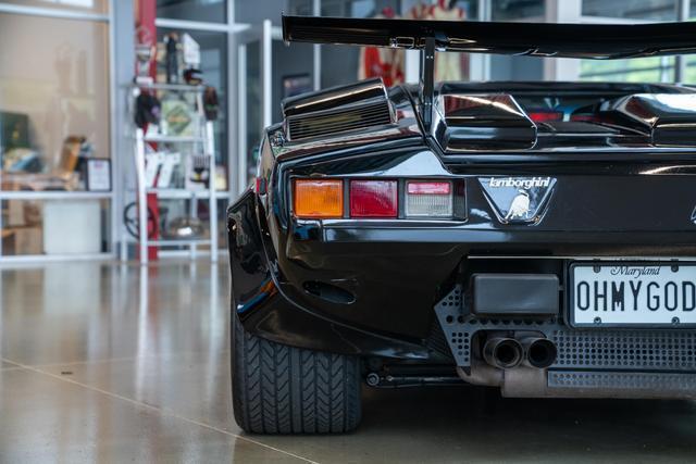 Lamborghini-Countach-1988-13