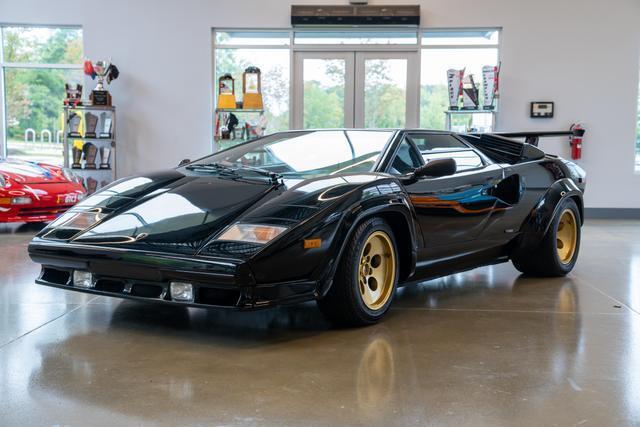 Lamborghini-Countach-1988-2