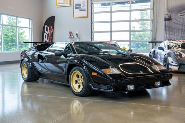 Lamborghini Countach  1988