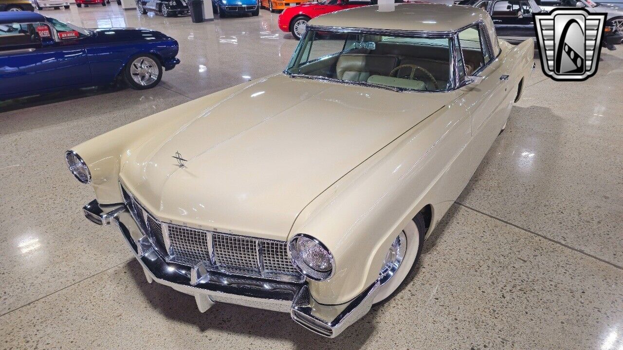 Lincoln-Continental-1957-2