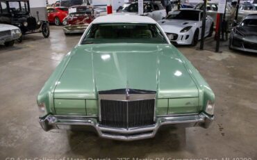 Lincoln-Continental-1972-9