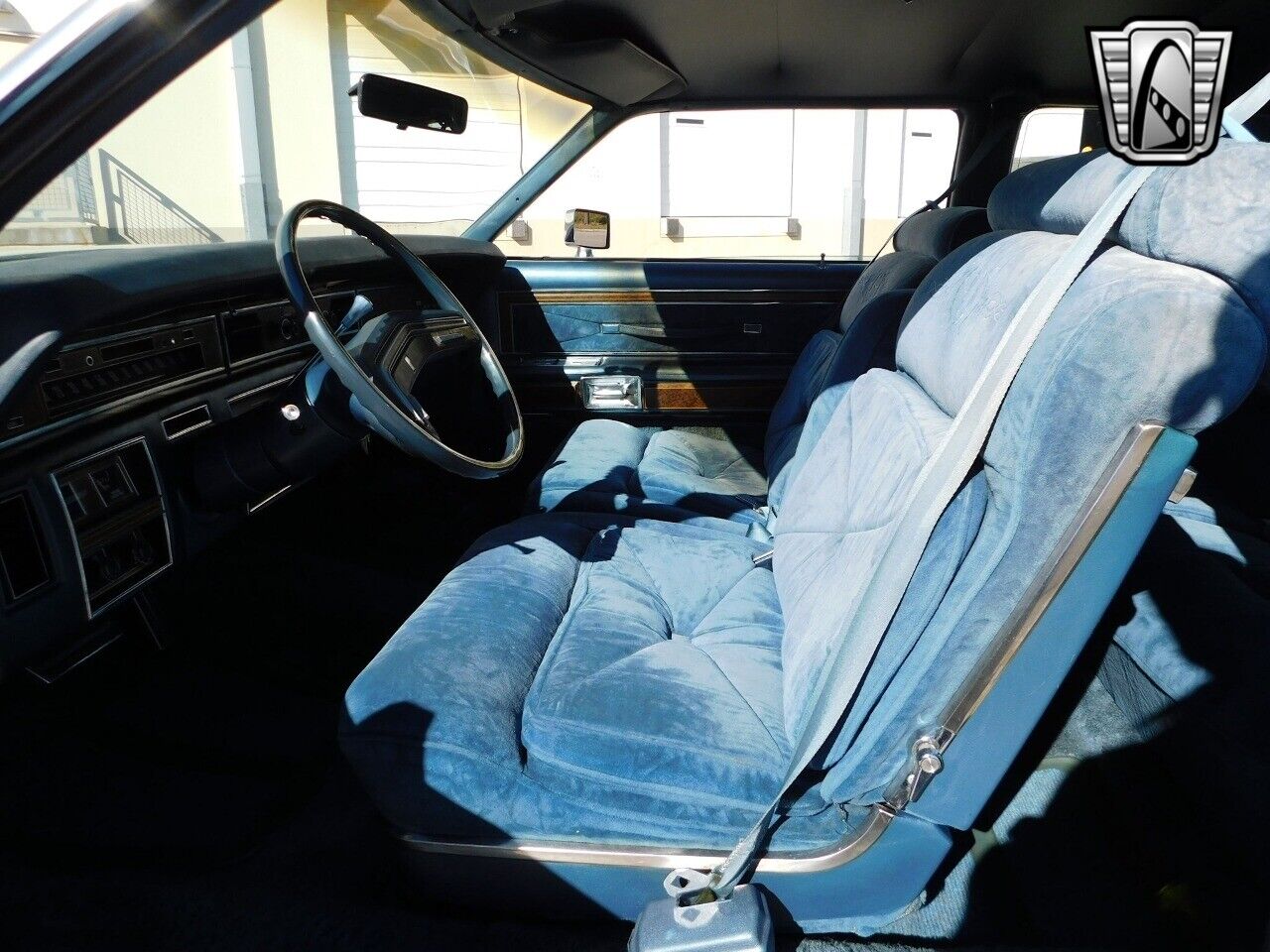 Lincoln-Continental-1976-8