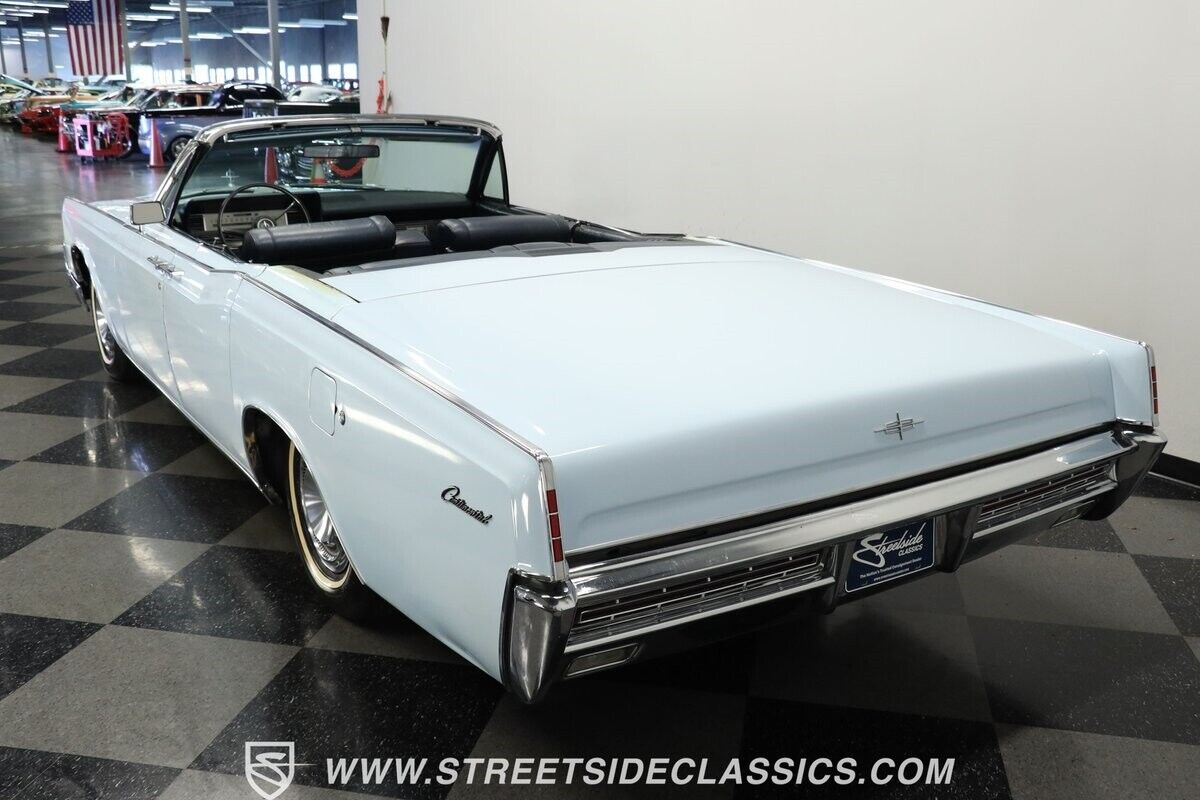 Lincoln-Continental-Cabriolet-1967-7