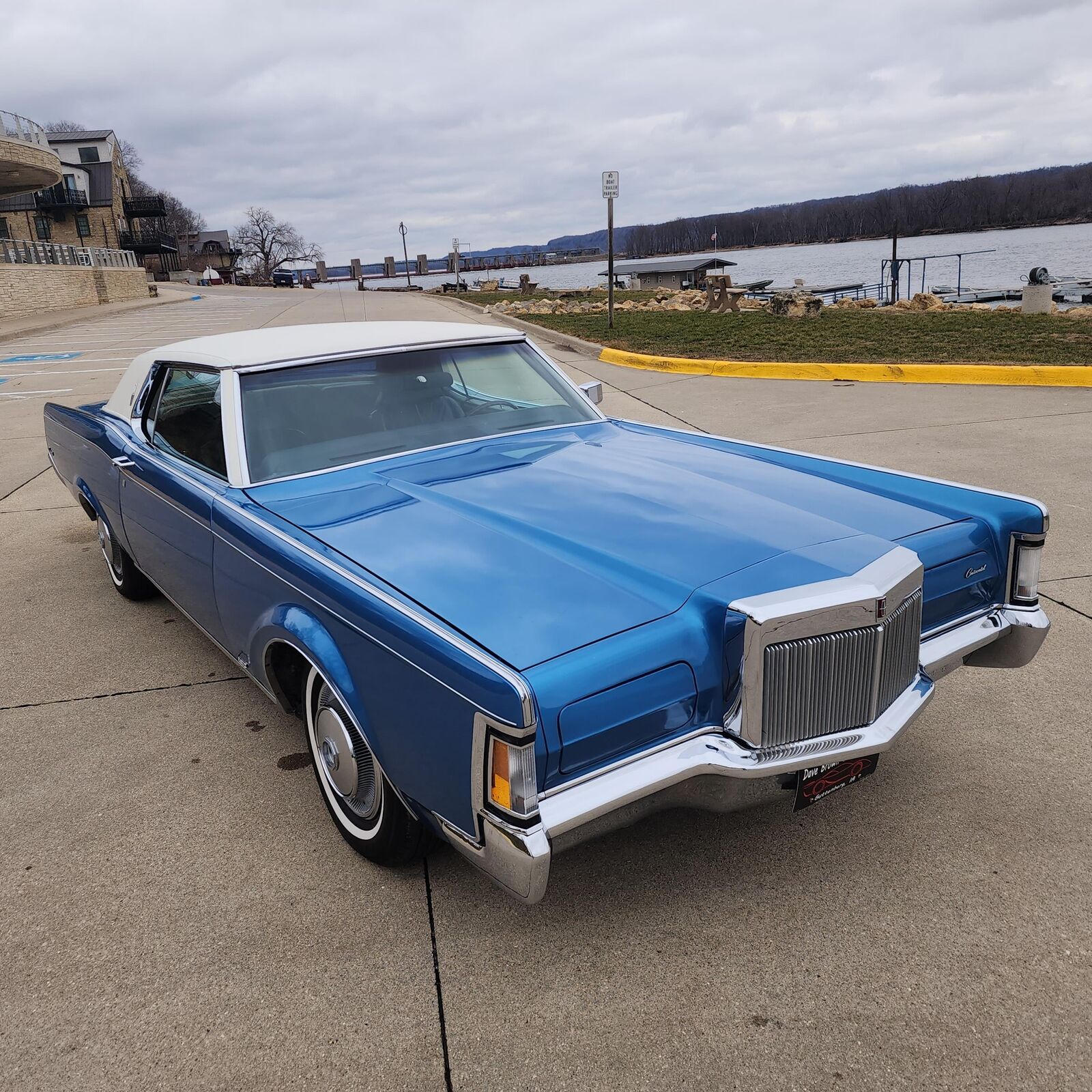 Lincoln-Continental-Mark-III-1971-14