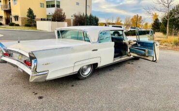 Lincoln-Continental-mark-v-1960-1