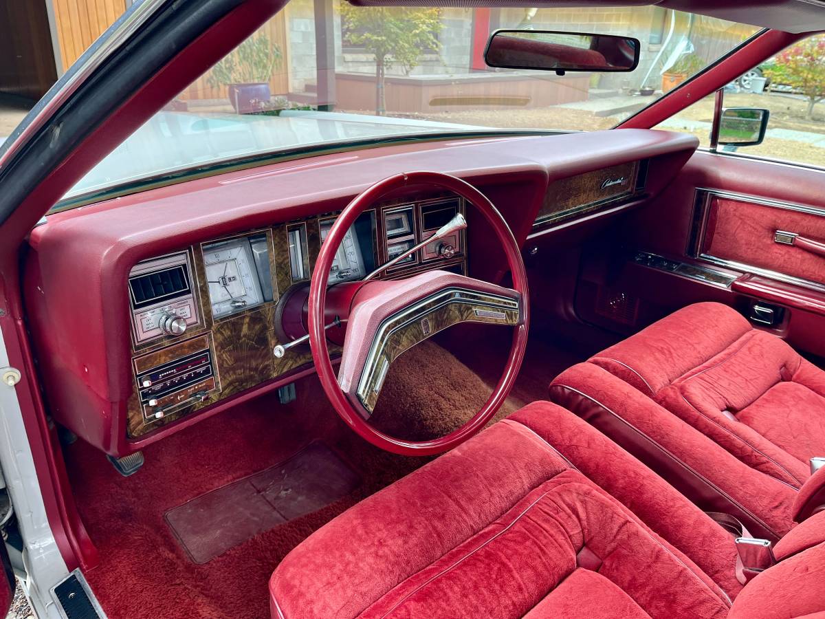 Lincoln-Continental-mark-v-1979-16