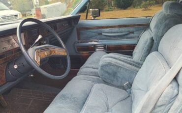 Lincoln-Continental-town-coupe-1979-18