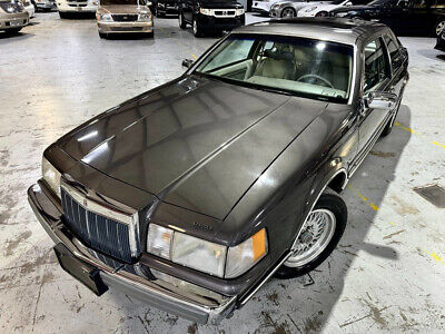 Lincoln-Mark-Series-Coupe-1992-3