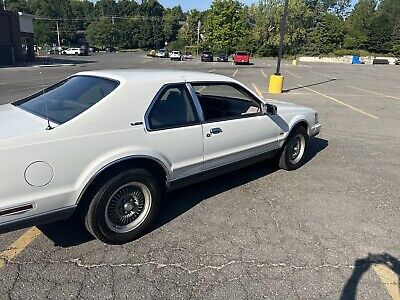 Lincoln-Mark-VII-1988-4