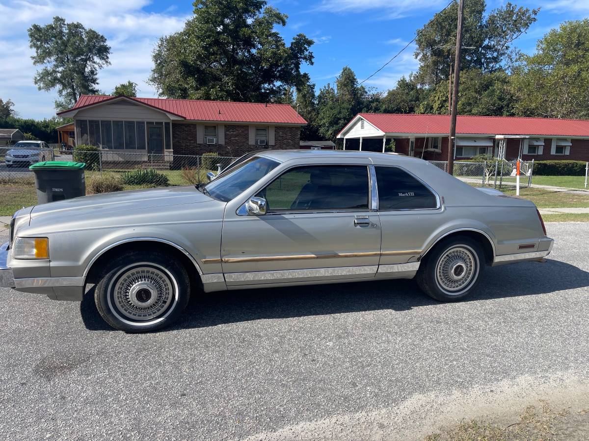 Lincoln-Mark-vii-1988-1