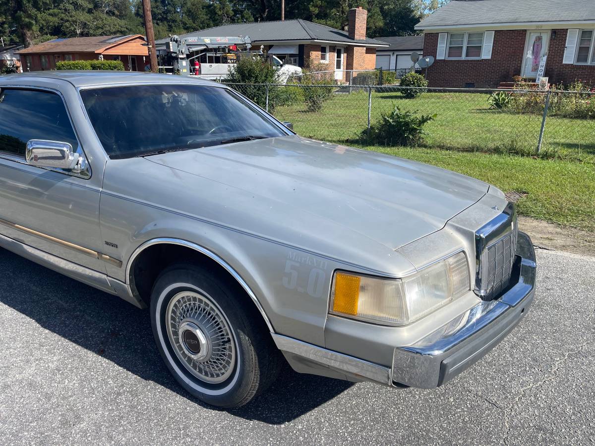 Lincoln-Mark-vii-1988-2