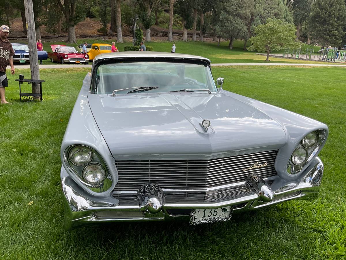 Lincoln-Premier-1958-9