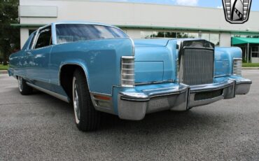 Lincoln-Town-Car-Coupe-1977-9