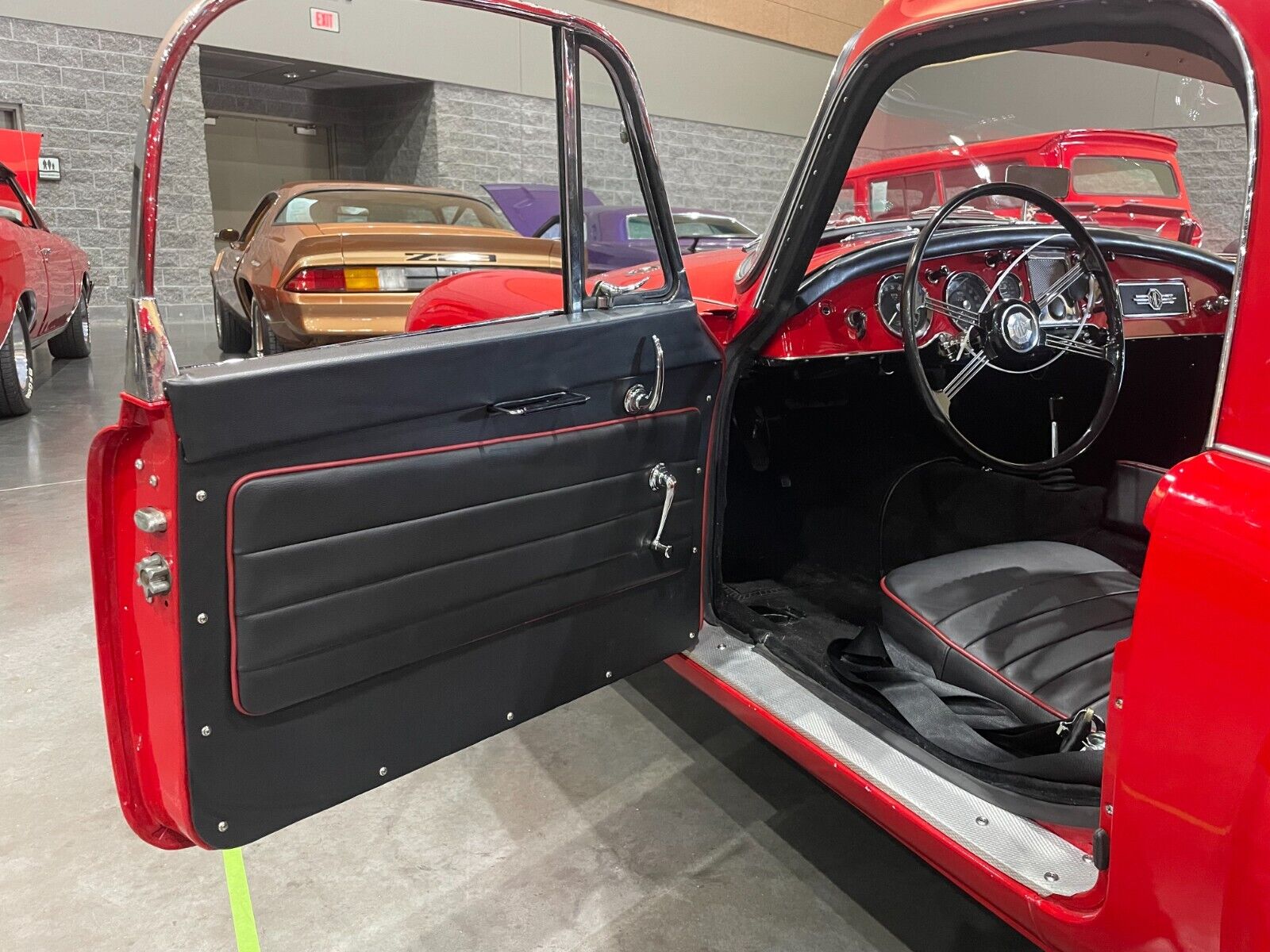 MG-MGA-Coupe-1958-19