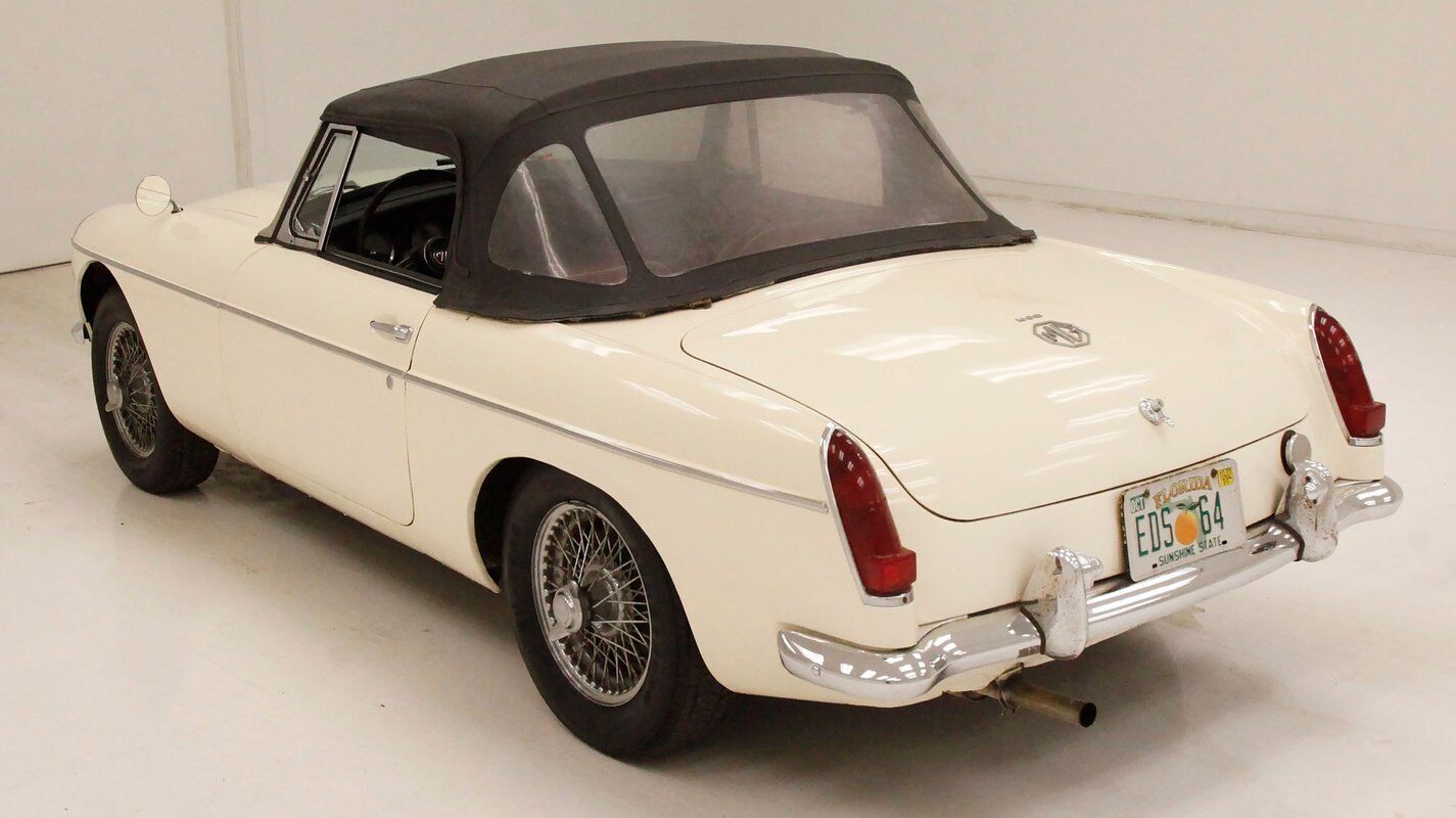 MG-MGB-Cabriolet-1964-4