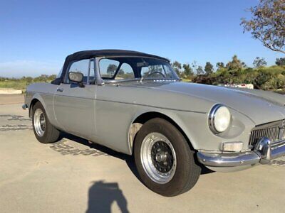 MG-MGB-Cabriolet-1964-8