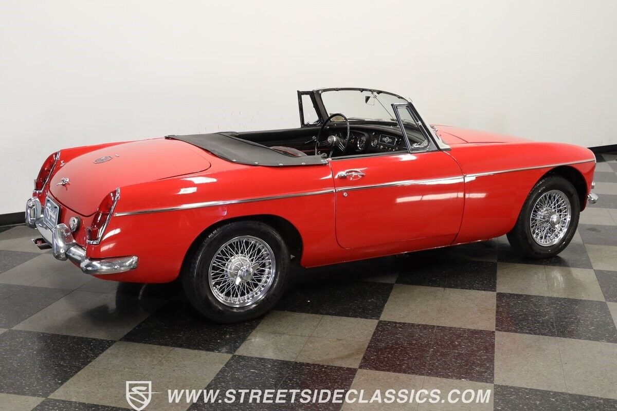 MG-MGB-Cabriolet-1966-11