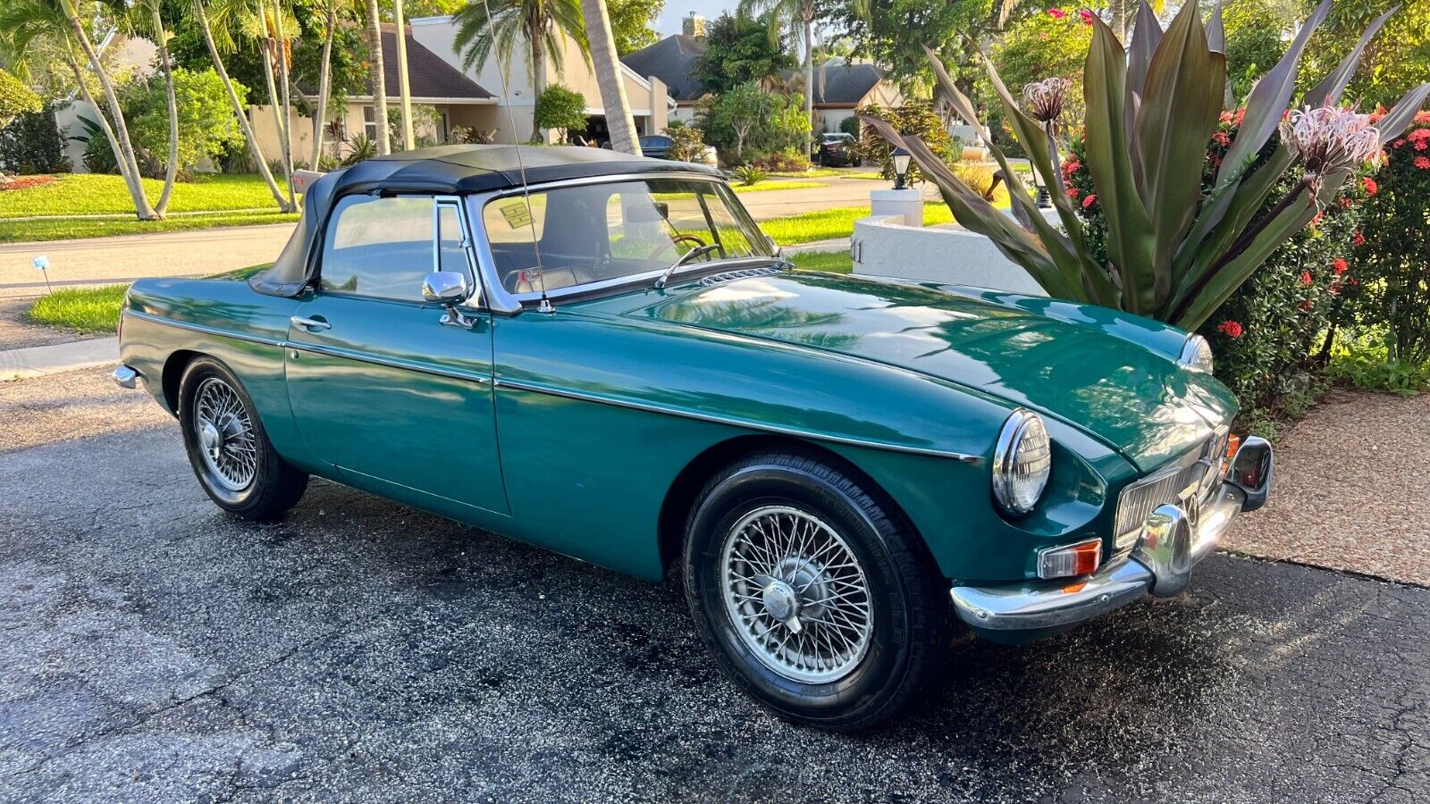 MG-MGB-Cabriolet-1966-2