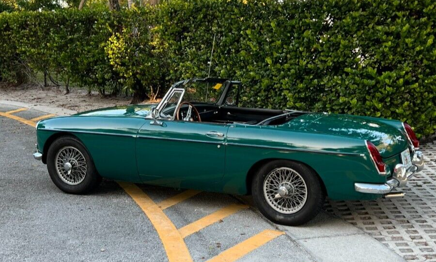 MG-MGB-Cabriolet-1966-4