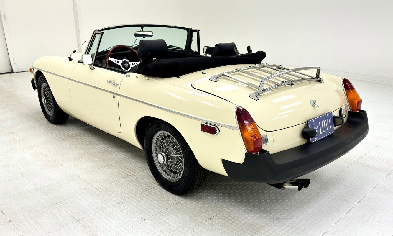 MG-MGB-Cabriolet-1977-5