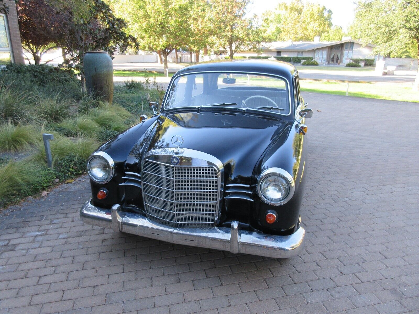 Mercedes-Benz-190-Series-Berline-1960-1