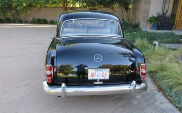 Mercedes-Benz-190-Series-Berline-1960-3