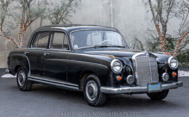 Mercedes-Benz 220S  1959