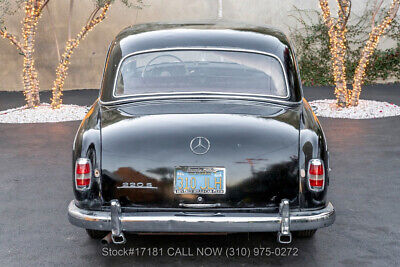 Mercedes-Benz-220S-1959-5