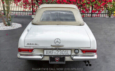 Mercedes-Benz-230SL-1964-10