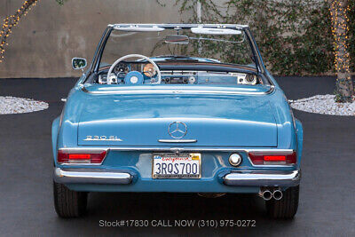 Mercedes-Benz-230SL-1967-6