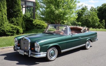 Mercedes-Benz-250SE-Cabriolet-1967-1