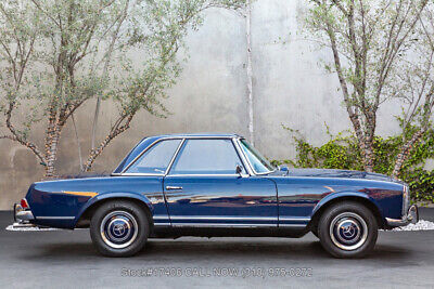 Mercedes-Benz-250SL-1967-9