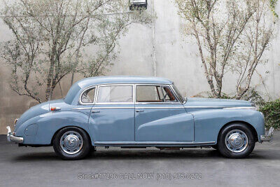 Mercedes-Benz-300-Series-1955-3