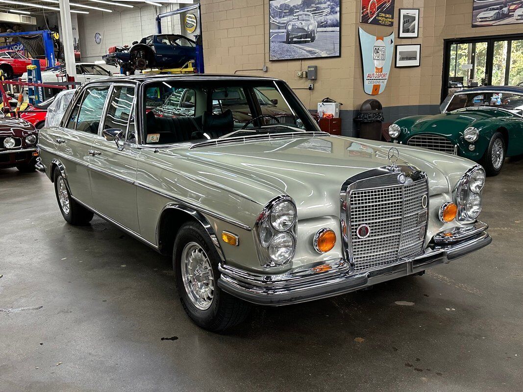 Mercedes-Benz 300-Series 1971 à vendre