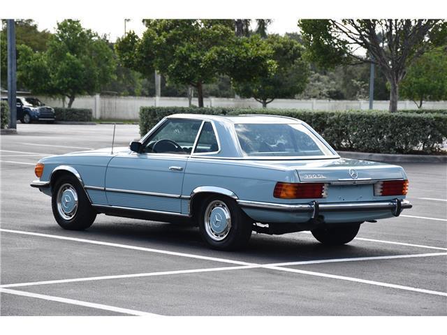 Mercedes-Benz-300-Series-1972-23