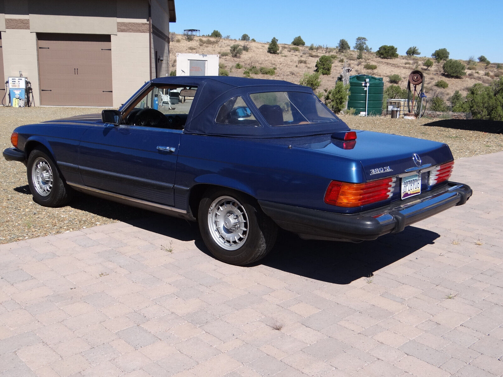 Mercedes-Benz-300-Series-Cabriolet-1985-2