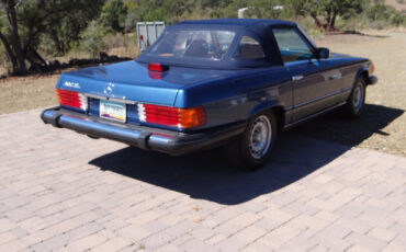 Mercedes-Benz-300-Series-Cabriolet-1985-3