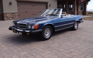 Mercedes-Benz-300-Series-Cabriolet-1985-5