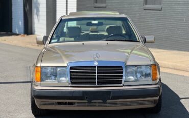 Mercedes-Benz-300CE-Coupe-1993-2