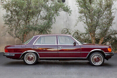 Mercedes-Benz-400-Series-1979-3