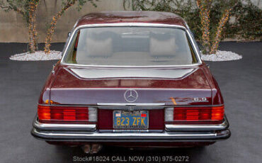 Mercedes-Benz-400-Series-1979-5