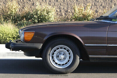 Mercedes-Benz-400-Series-Cabriolet-1980-3