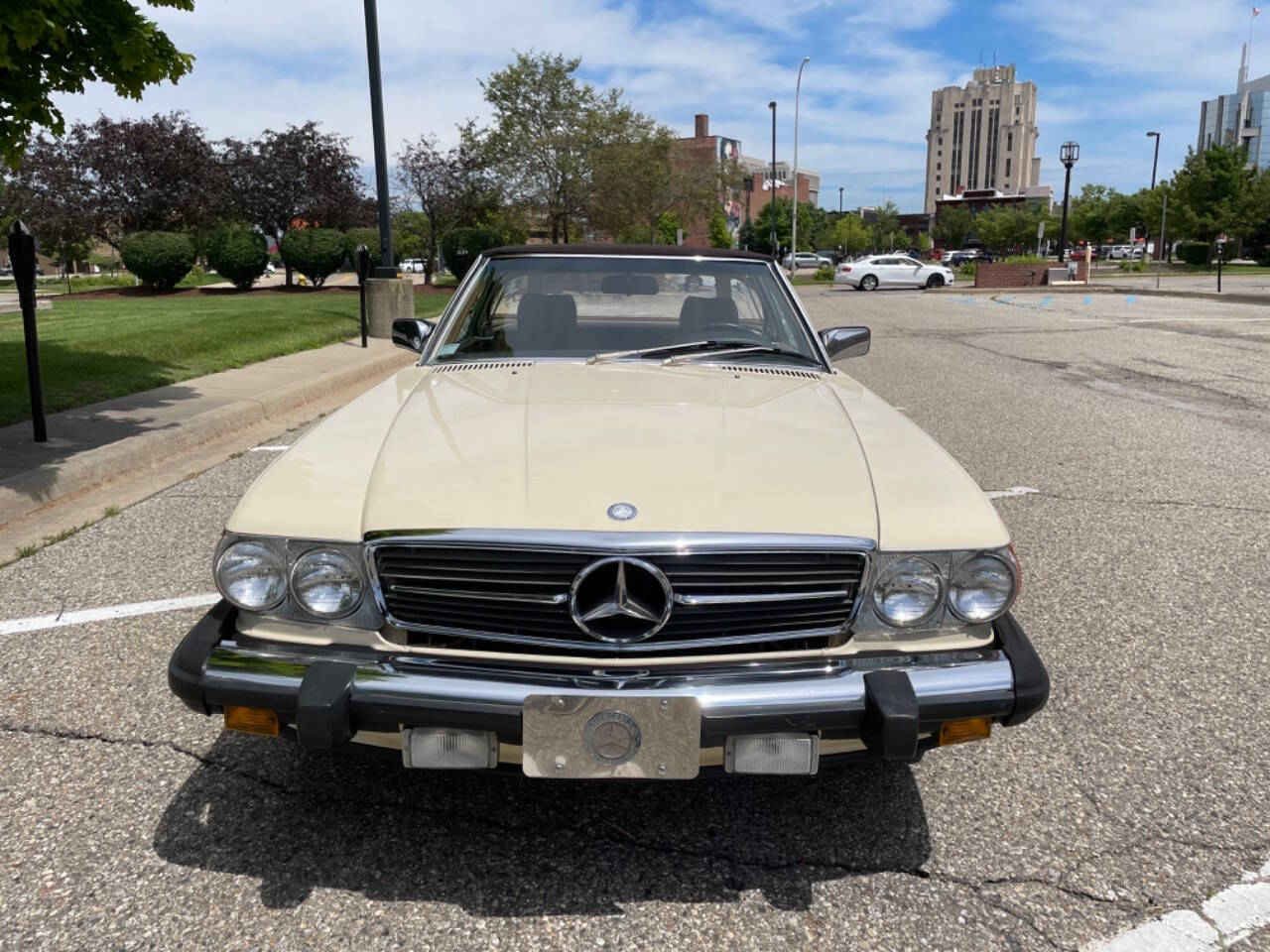 Mercedes-Benz-500-Series-Cabriolet-1986-1