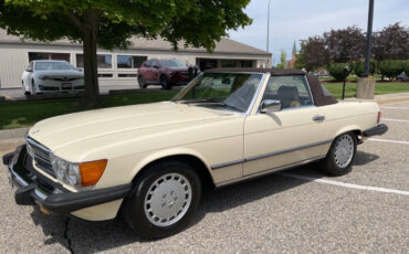 Mercedes-Benz 500-Series Cabriolet 1986