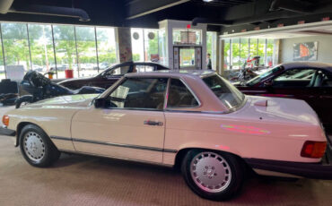 Mercedes-Benz-500-Series-Cabriolet-1986-16