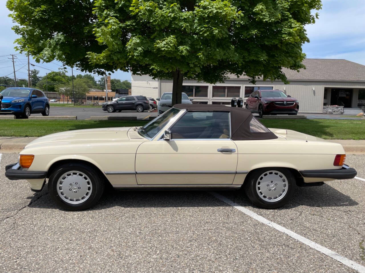 Mercedes-Benz-500-Series-Cabriolet-1986-2