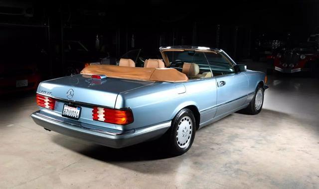 Mercedes-Benz-560-SEC-EXTREMELY-RARE-R.-STRATMAN-CONVERTIBLE-Coupe-1986-15