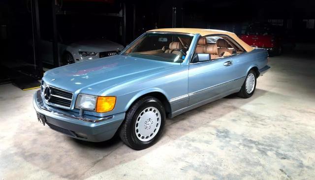 Mercedes-Benz-560-SEC-EXTREMELY-RARE-R.-STRATMAN-CONVERTIBLE-Coupe-1986-8