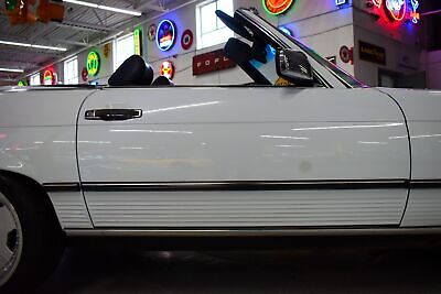 Mercedes-Benz-560SL-Cabriolet-1988-8